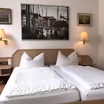 Hotel Hotel-landgasthof Grüner Baum - Dittigheim *