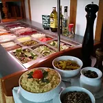 Hotel Hotel-landgasthof Grüner Baum - Dittigheim