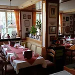 Hotel Hotel-landgasthof Grüner Baum - Dittigheim *