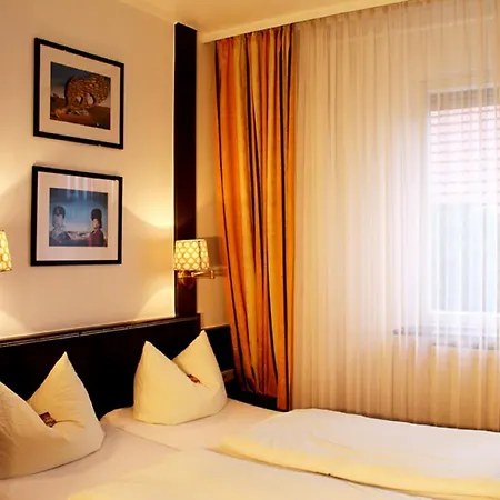 Hotel-landgasthof Gruener Baum - Dittigheim