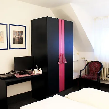 Hotel-landgasthof Gruener Baum - Dittigheim Szálloda Tauberbischofsheim