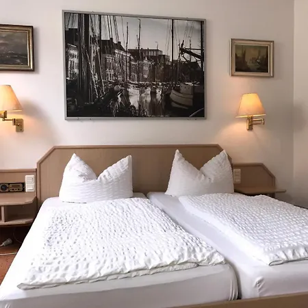 Szálloda Hotel-landgasthof Gruener Baum - Dittigheim *