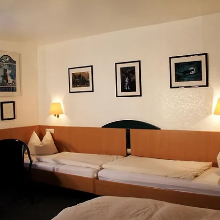 Hotel-landgasthof Gruener Baum - Dittigheim Szálloda Tauberbischofsheim